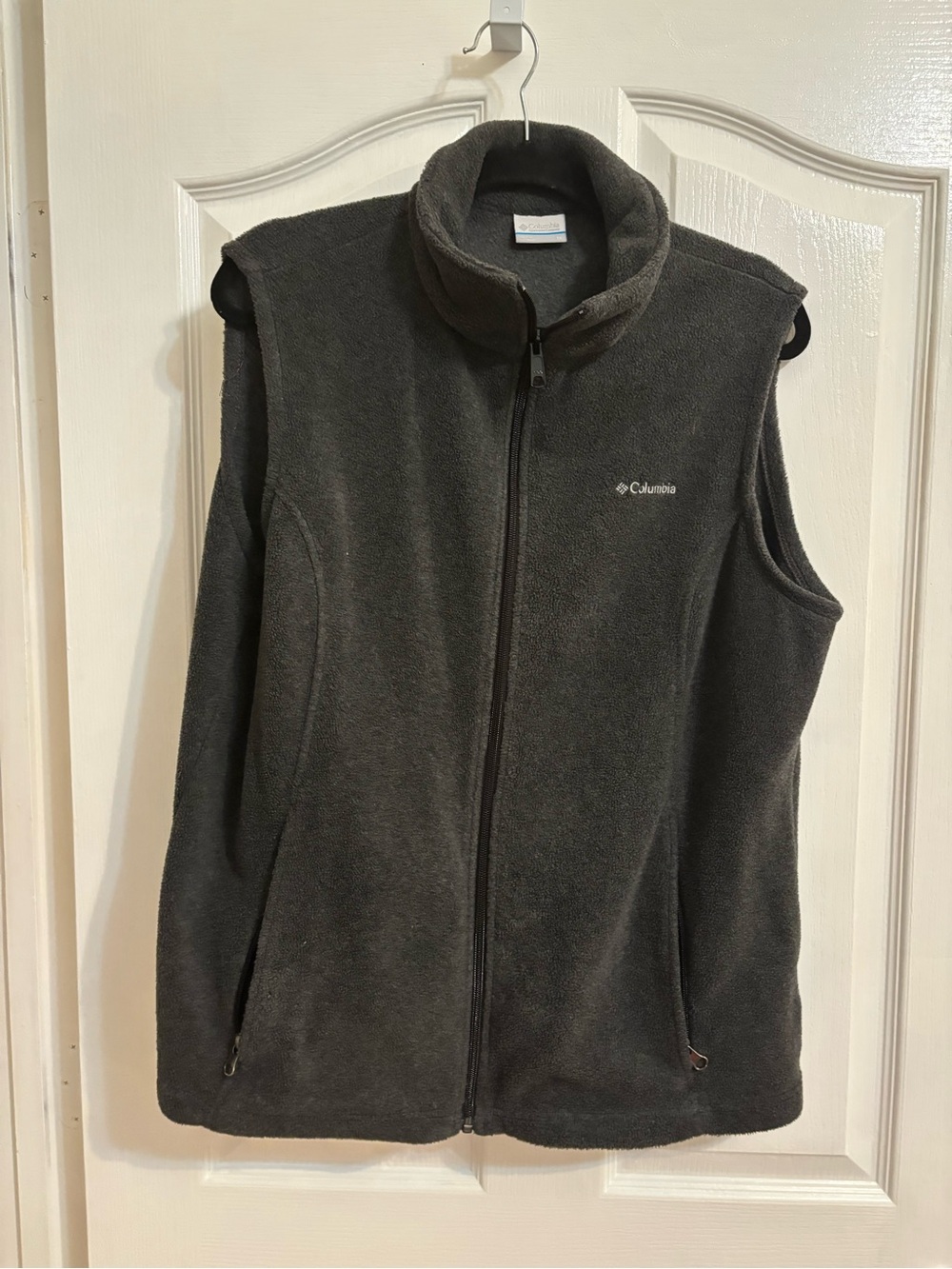 Columbia Women's Charcoal Gray Fleece Vest - Full Zip Sleeveless